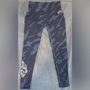 Darc Sport Big Wolf Loyalty "Everson Seamless" leggings
